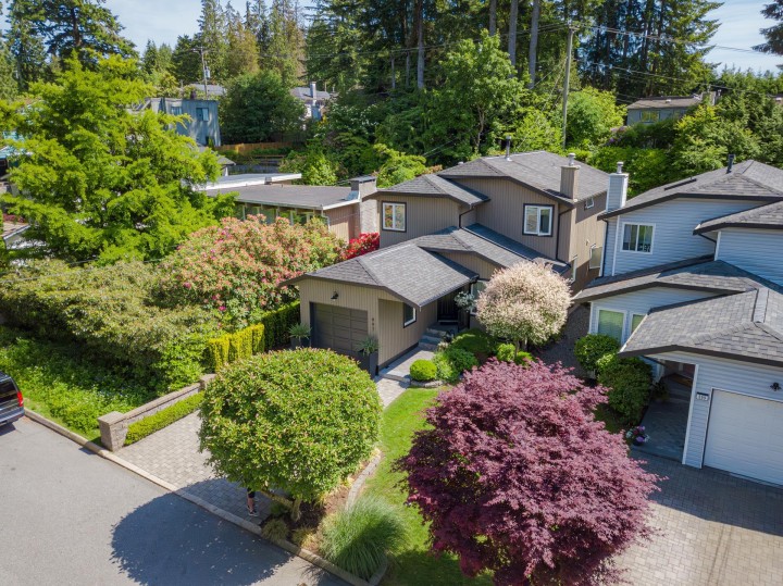 Photo 36 at 997 Canyon Boulevard, Canyon Heights NV, North Vancouver