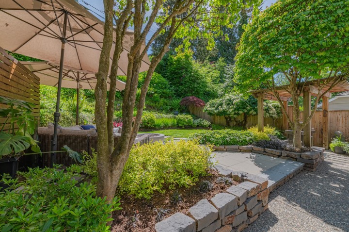 Photo 32 at 997 Canyon Boulevard, Canyon Heights NV, North Vancouver