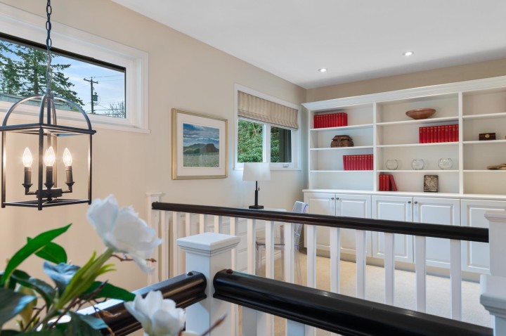 Photo 14 at 997 Canyon Boulevard, Canyon Heights NV, North Vancouver