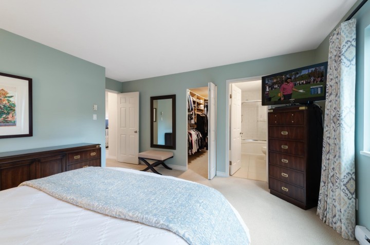 Photo 18 at 997 Canyon Boulevard, Canyon Heights NV, North Vancouver