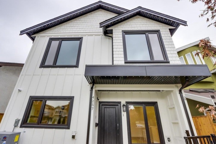 Photo 2 at 1 - 4257 Knight Street, Knight, Vancouver East