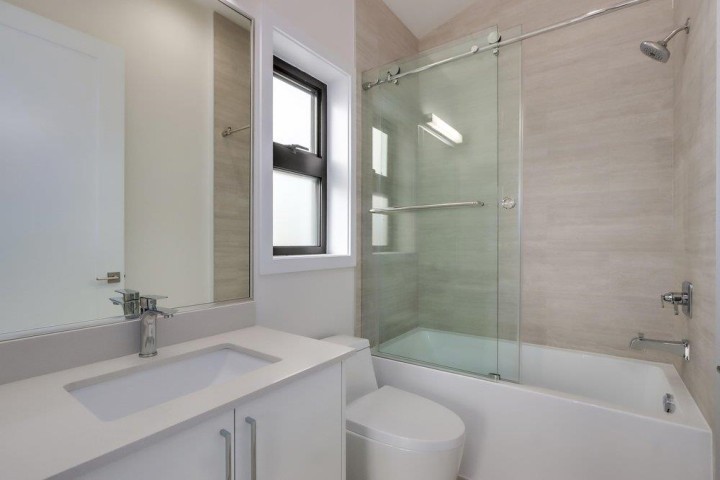 Photo 13 at 1 - 4257 Knight Street, Knight, Vancouver East