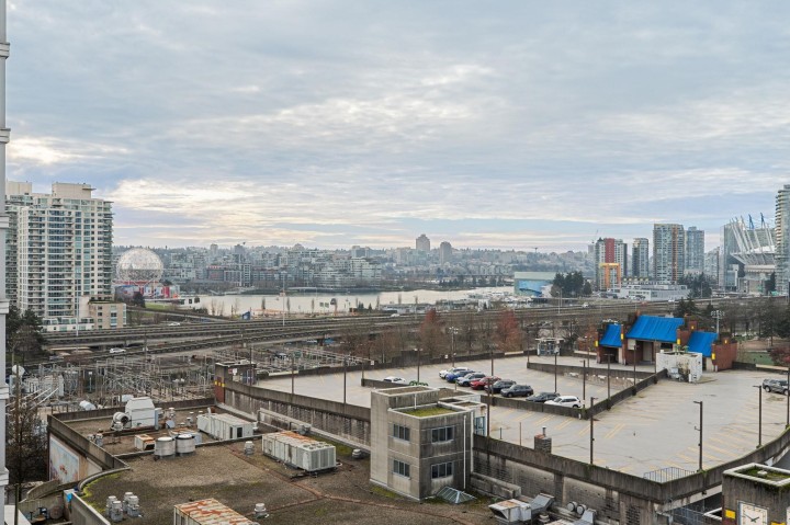 Photo 31 at 808 - 189 Keefer Street, Downtown VE, Vancouver East