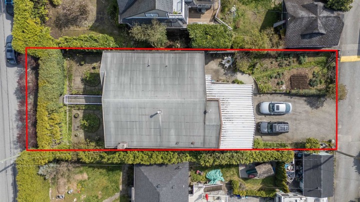 Photo 6 at 635 E Keith Road, Queensbury, North Vancouver