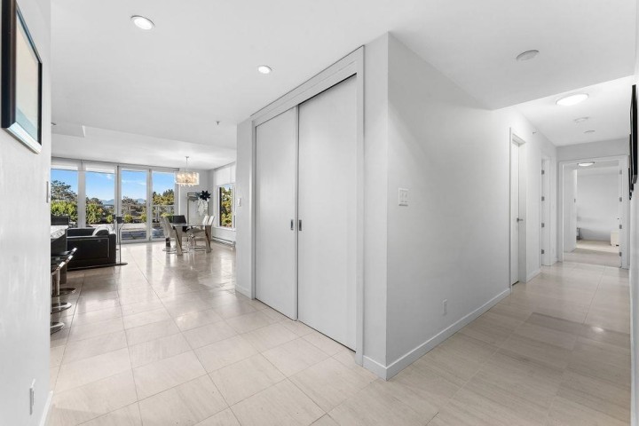Photo 2 at 503 - 6093 Iona Drive, University VW, Vancouver West