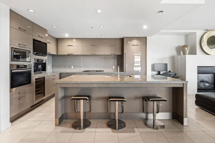 Photo 6 at 503 - 6093 Iona Drive, University VW, Vancouver West