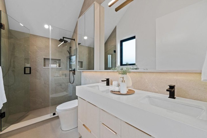 Photo 22 at 6892 Brooks Street, Killarney VE, Vancouver East