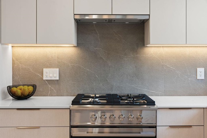 Photo 14 at 6892 Brooks Street, Killarney VE, Vancouver East