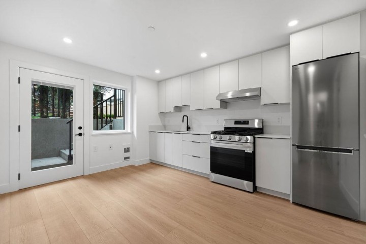 Photo 37 at 6892 Brooks Street, Killarney VE, Vancouver East