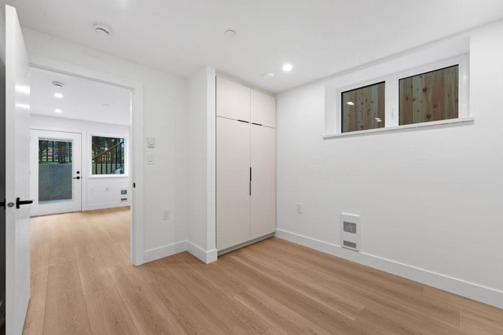 Photo 39 at 6892 Brooks Street, Killarney VE, Vancouver East