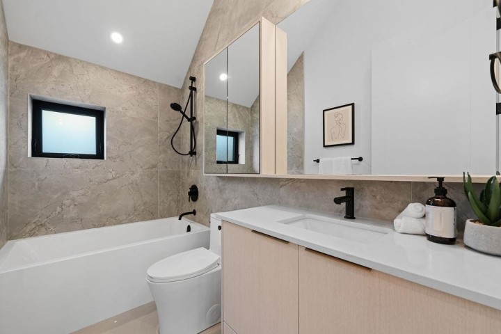 Photo 25 at 6892 Brooks Street, Killarney VE, Vancouver East