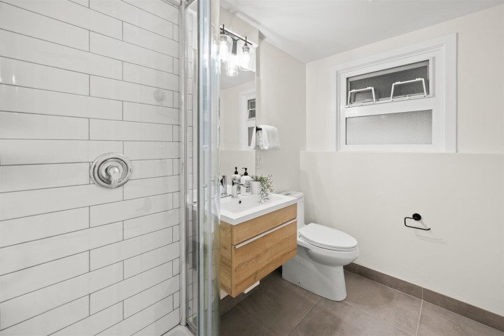 Photo 23 at 4593 Cliffmont Road, Deep Cove, North Vancouver