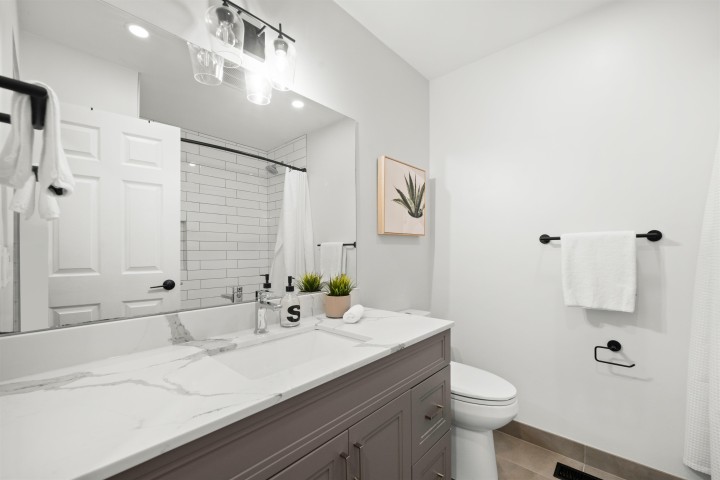 Photo 16 at 4593 Cliffmont Road, Deep Cove, North Vancouver