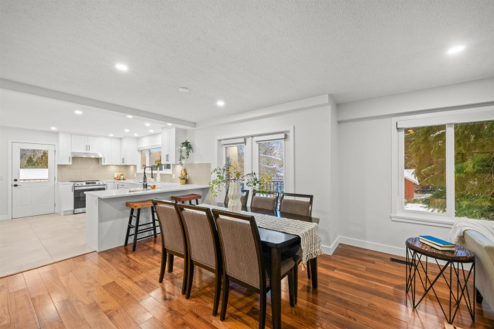 Photo 7 at 4593 Cliffmont Road, Deep Cove, North Vancouver