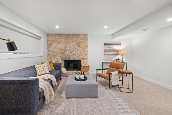 Photo 18 at 4593 Cliffmont Road, Deep Cove, North Vancouver