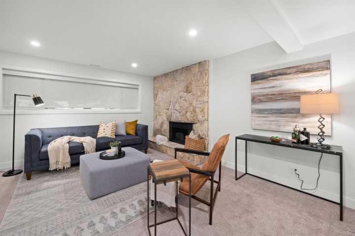 Photo 19 at 4593 Cliffmont Road, Deep Cove, North Vancouver