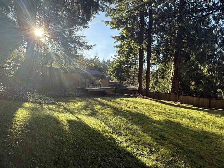 Photo 25 at 4593 Cliffmont Road, Deep Cove, North Vancouver