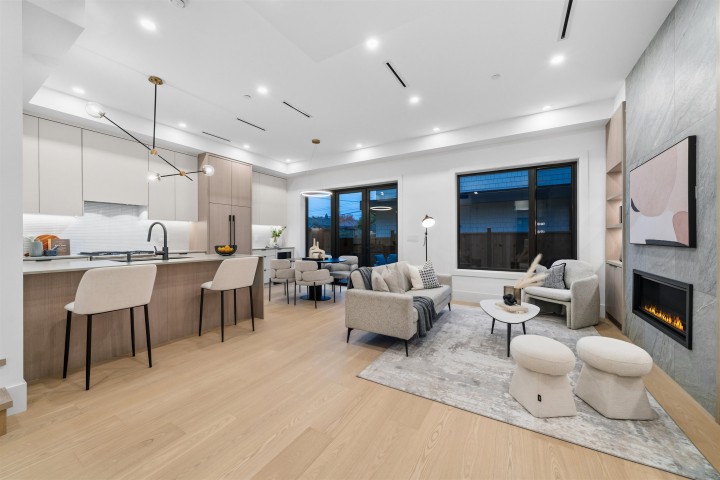 Photo 2 at 311 N Kamloops Street, Hastings Sunrise, Vancouver East