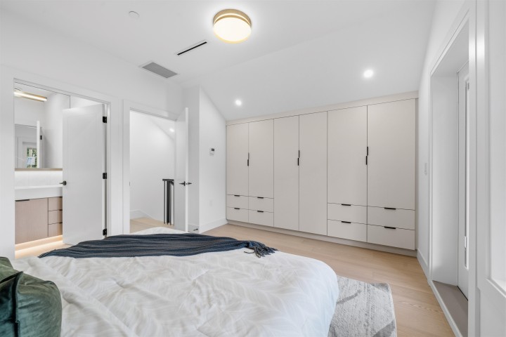 Photo 13 at 311 N Kamloops Street, Hastings Sunrise, Vancouver East