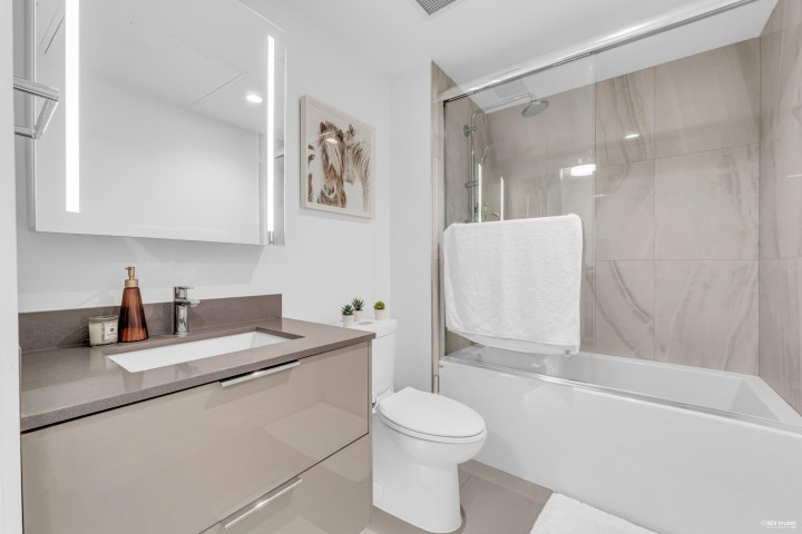 Photo 11 at 2402 - 1401 Hunter Street, Lynnmour, North Vancouver