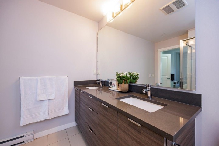 Photo 21 at 301 - 2665 Mountain Highway, Lynn Valley, North Vancouver