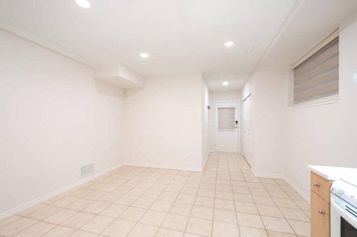 Photo 24 at 4080 St. Pauls Avenue, Upper Lonsdale, North Vancouver