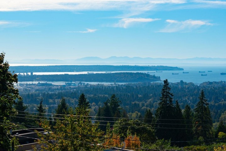 Photo 40 at 4080 St. Pauls Avenue, Upper Lonsdale, North Vancouver