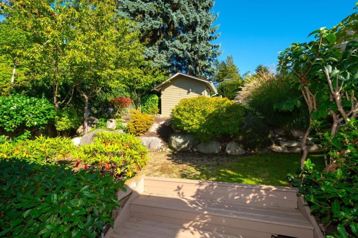 Photo 35 at 4080 St. Pauls Avenue, Upper Lonsdale, North Vancouver