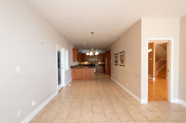 Photo 8 at 4080 St. Pauls Avenue, Upper Lonsdale, North Vancouver