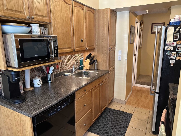 Photo 11 at 3444 Langford Avenue, Champlain Heights, Vancouver East