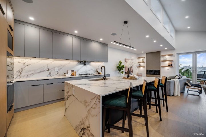 Photo 11 at 973 Adderley Street, Calverhall, North Vancouver