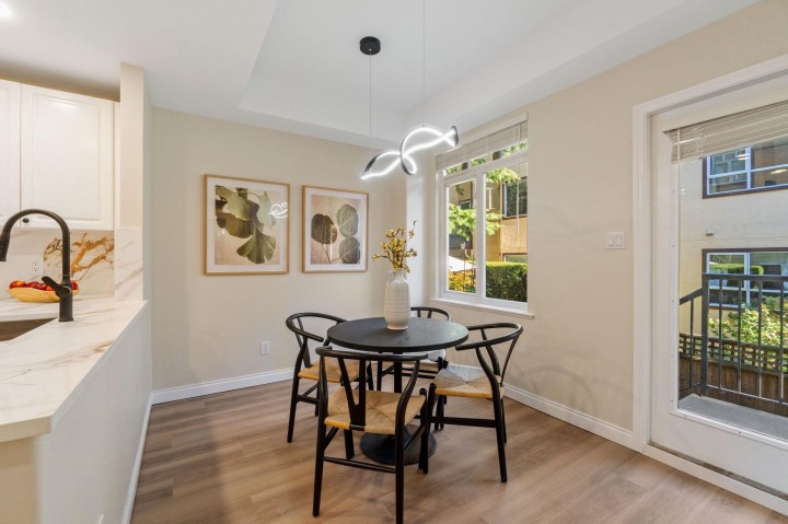 Photo 9 at 5 - 119 E 6th Street, Lower Lonsdale, North Vancouver