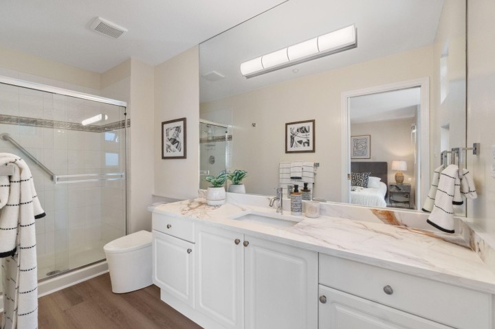 Photo 14 at 5 - 119 E 6th Street, Lower Lonsdale, North Vancouver