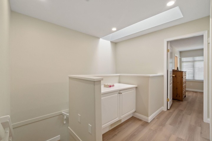 Photo 11 at 5 - 119 E 6th Street, Lower Lonsdale, North Vancouver