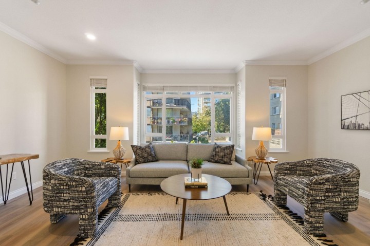 Photo 4 at 5 - 119 E 6th Street, Lower Lonsdale, North Vancouver