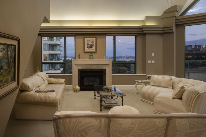 Photo 9 at 19A - 328 Taylor Way, Park Royal, West Vancouver