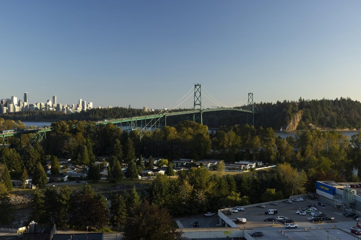 Photo 29 at 19A - 328 Taylor Way, Park Royal, West Vancouver