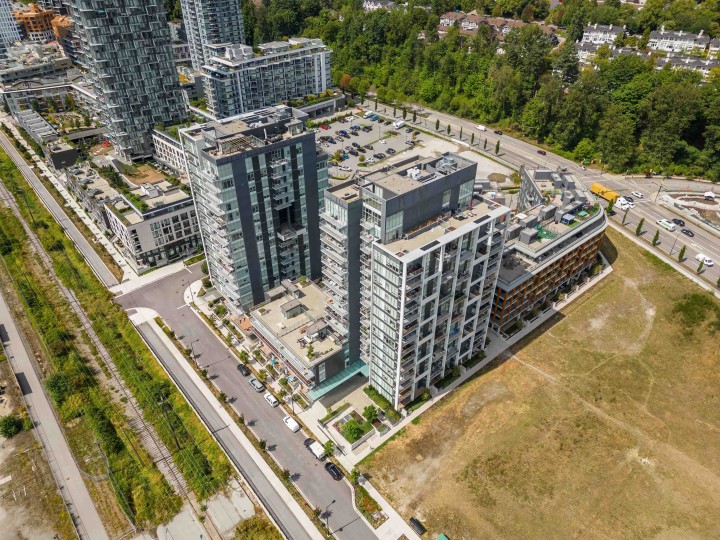 Photo 32 at 309 - 3588 Sawmill Crescent, South Marine, Vancouver East