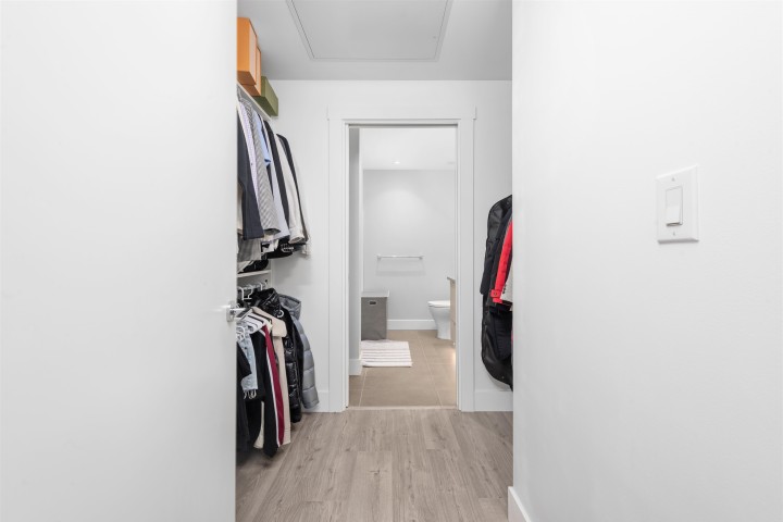 Photo 14 at 309 - 3588 Sawmill Crescent, South Marine, Vancouver East