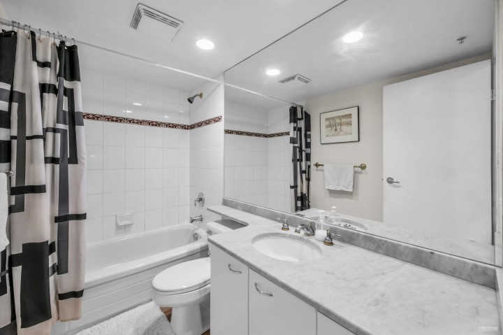 Photo 17 at 201 - 1367 Alberni Street, West End VW, Vancouver West