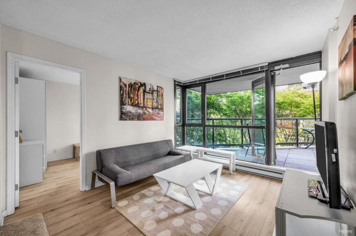 Photo 7 at 201 - 1367 Alberni Street, West End VW, Vancouver West