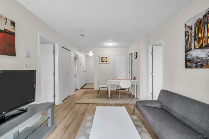 Photo 5 at 201 - 1367 Alberni Street, West End VW, Vancouver West