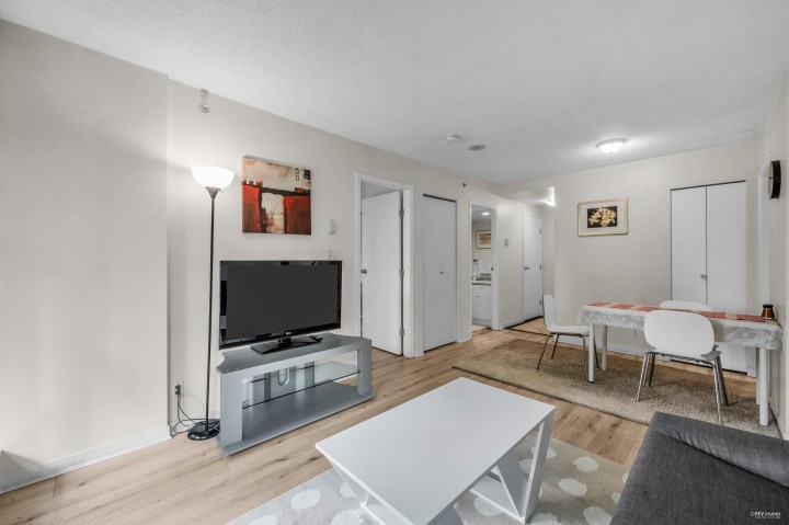 Photo 8 at 201 - 1367 Alberni Street, West End VW, Vancouver West