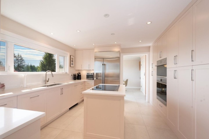 Photo 10 at 4228 Rockridge Crescent, Rockridge, West Vancouver