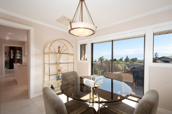 Photo 11 at 4228 Rockridge Crescent, Rockridge, West Vancouver