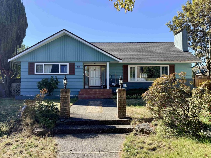 Photo 1 at 7275 Shawnee Place, Fraserview VE, Vancouver East