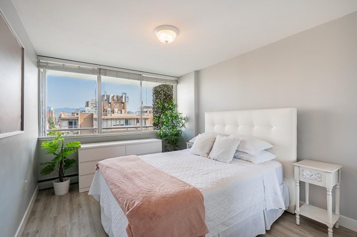 Photo 6 at 1206 - 1850 Comox Street, West End VW, Vancouver West