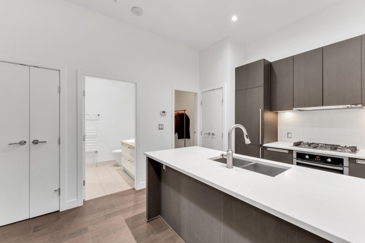 Photo 9 at 268 W 1st Avenue, False Creek, Vancouver West