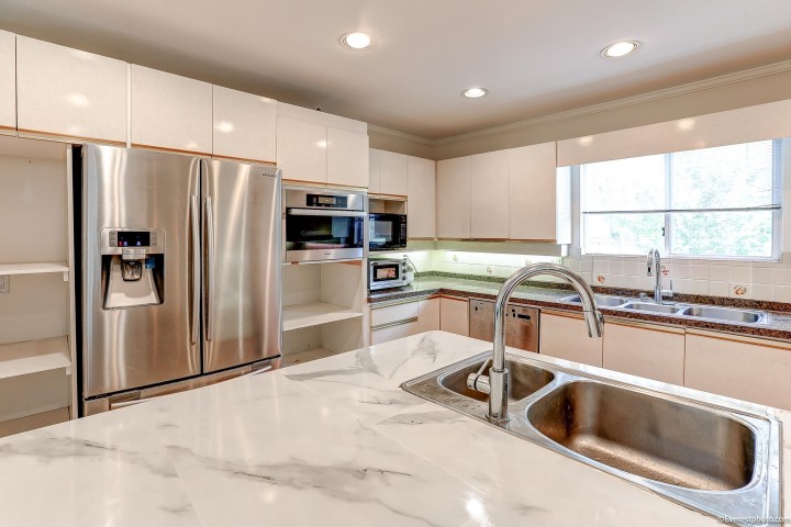 Photo 12 at 2403 W 20th Avenue, Arbutus, Vancouver West