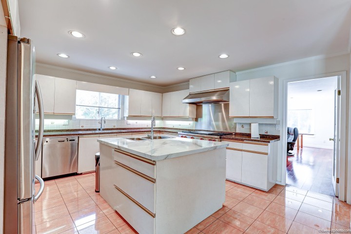 Photo 7 at 2403 W 20th Avenue, Arbutus, Vancouver West